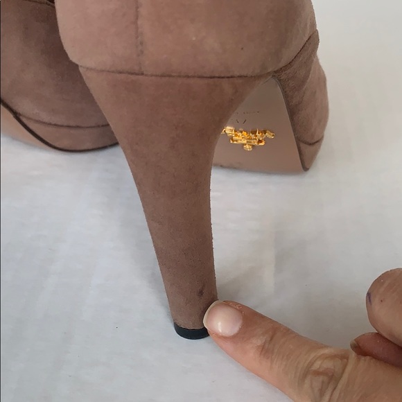 PRADA | Suede Crossover Blush Peep-Toe Pumps Sz 37 - Picture 12 of 16